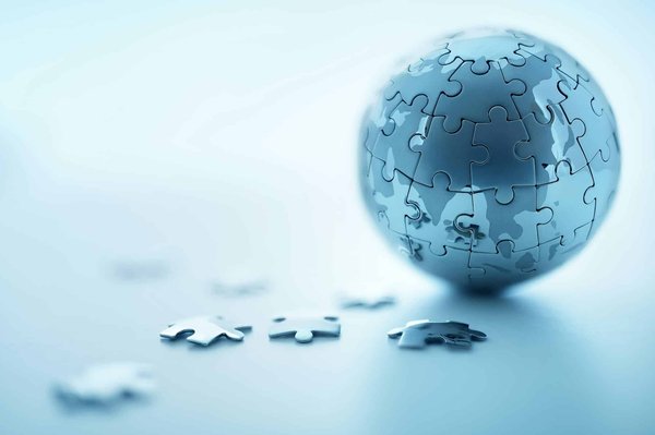 Comment un jeu de stratégie en temps réel peut-il intégrer des éléments de gestion des ressources en eau?